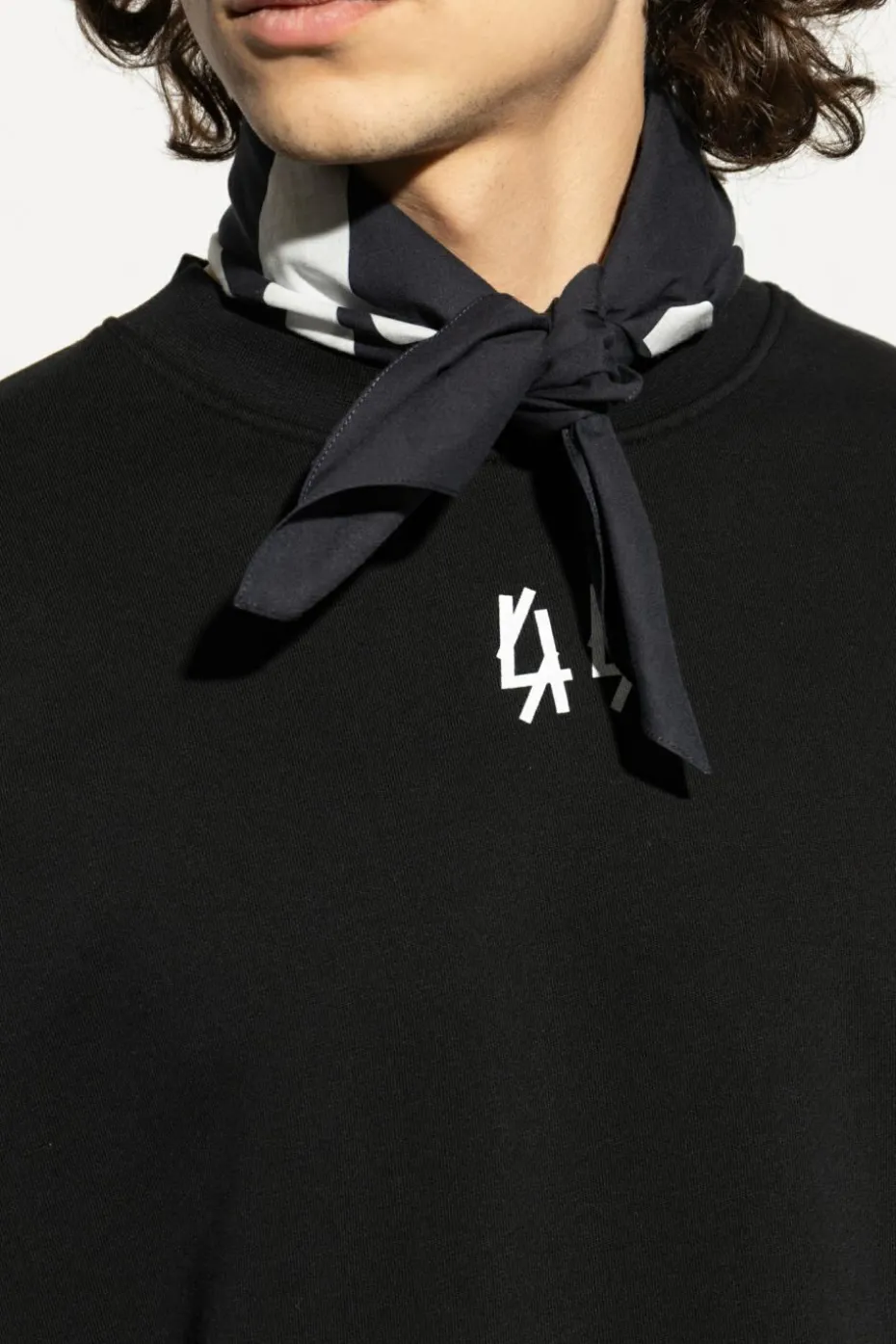 44 Label Group CZARNY Chusta z logo