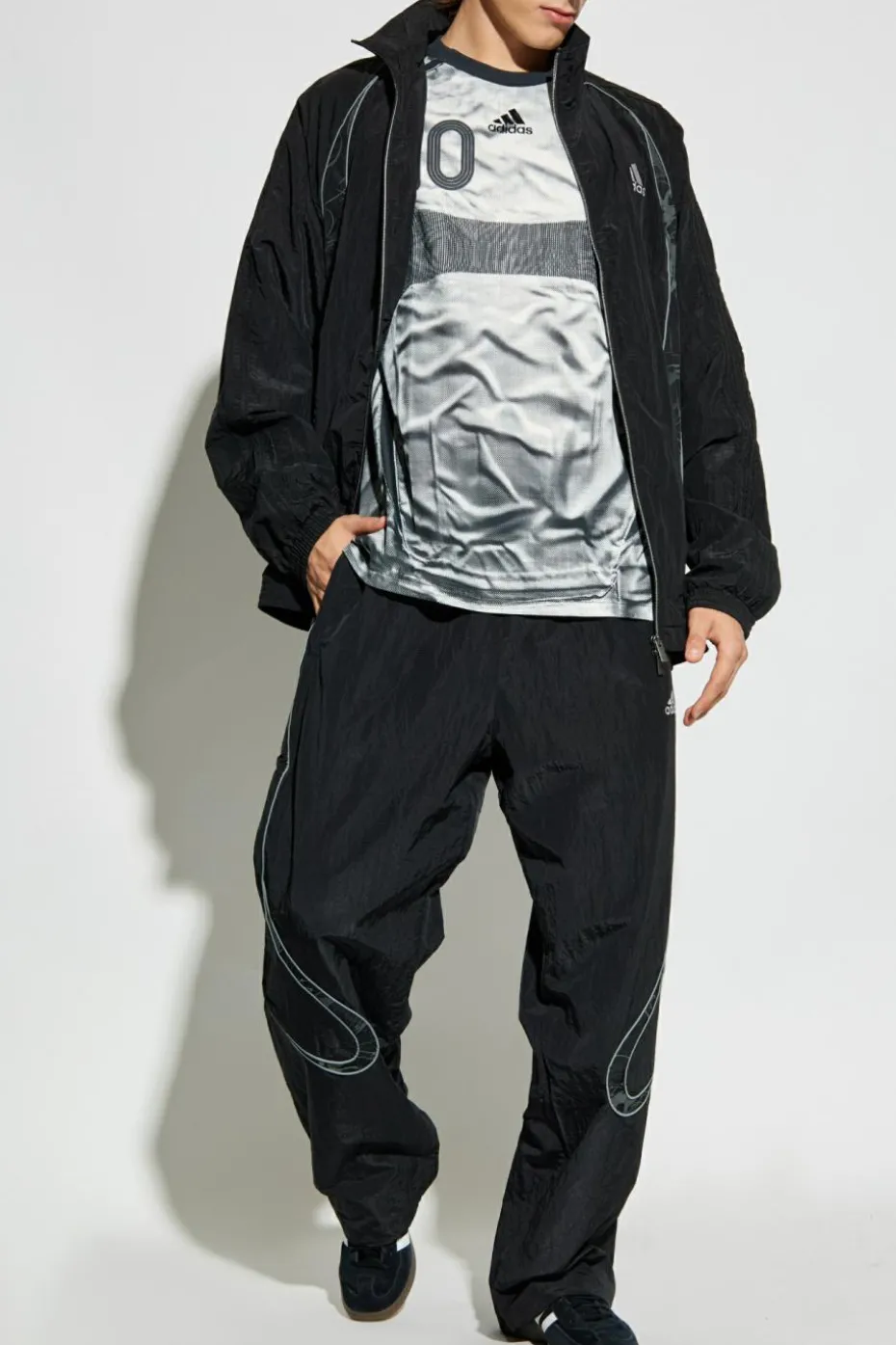 ADIDAS Originals CZARNY Ortalionowa kurtka z logo