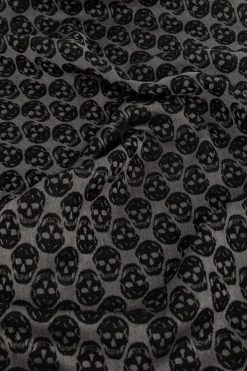 Alexander McQueen CZARNY Szal z charakterystycznym motywem czaszki