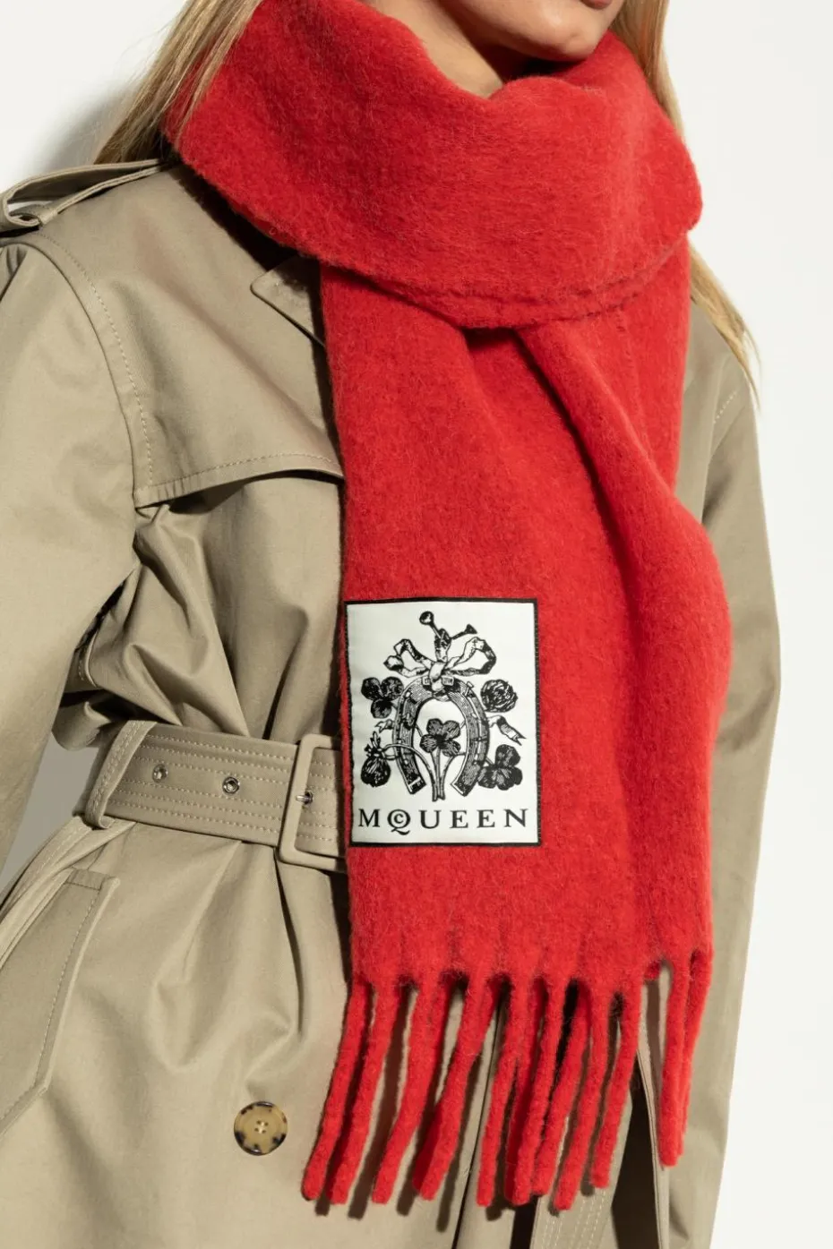 Alexander McQueen CZERWONY Wełniany szal z frędzlami
