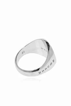 Alexander McQueen SREBRNY Sygnet z wygrawerowanym logo