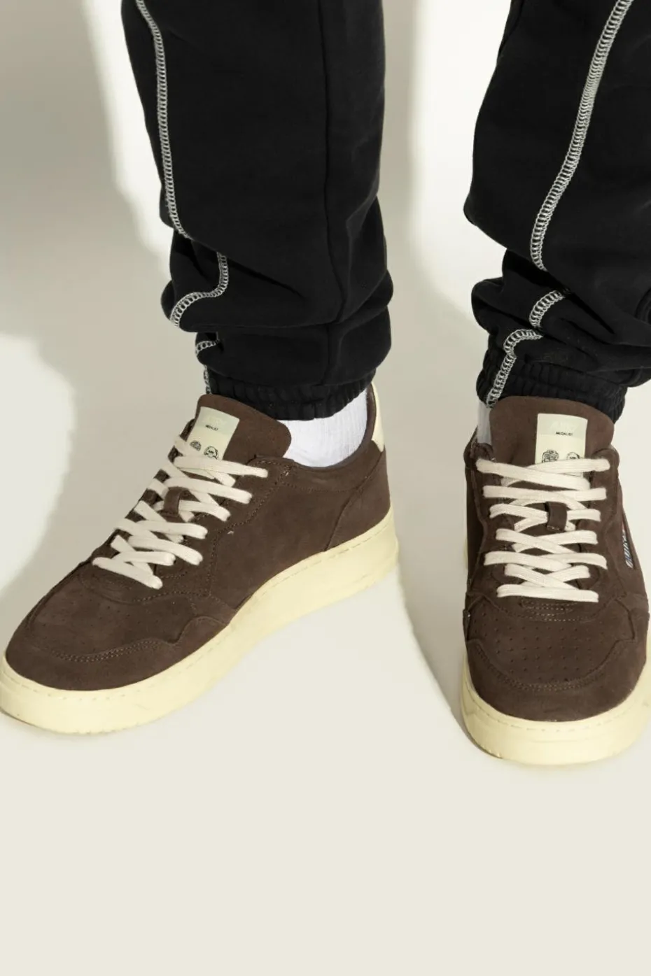 Autry BRĄZOWY Buty sportowe `Medalist Low`