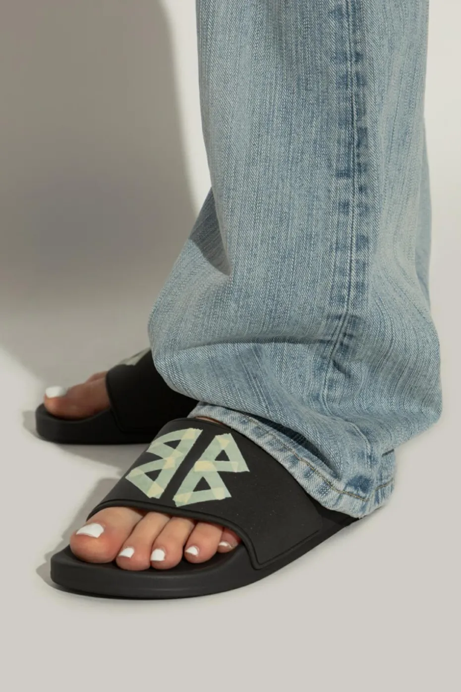 Balenciaga CZARNY Gumowe klapki ‘Pool’