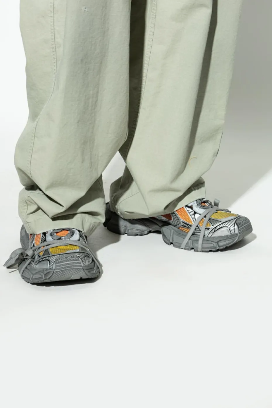 Balenciaga CZERWONY Buty sportowe `3XL`