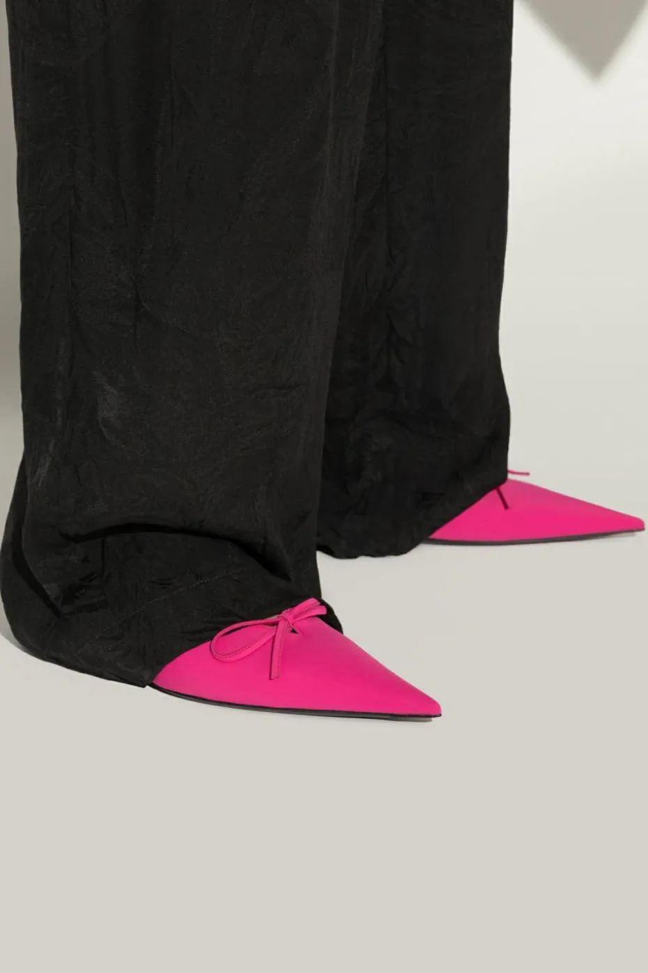 Balenciaga RÓŻOWY Klapki na obcasie ‘Knife Bow’