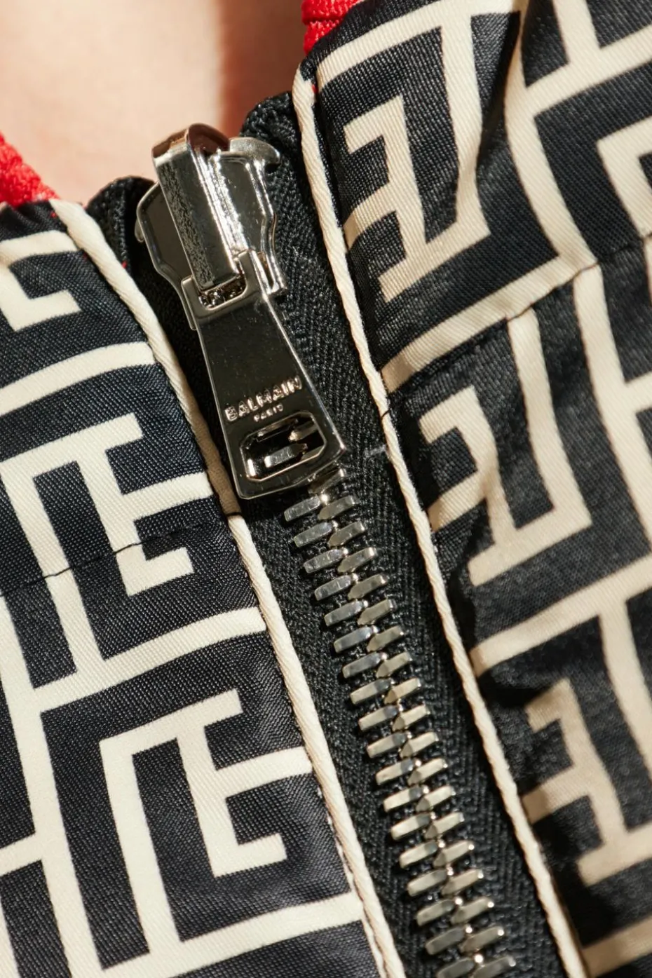 Balmain CZERWONY Dwustronna ocieplana kurtka.
