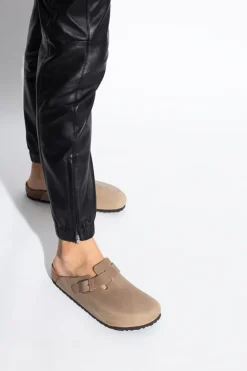 Birkenstock beżowy Klapki ‘Boston Big Buckle’