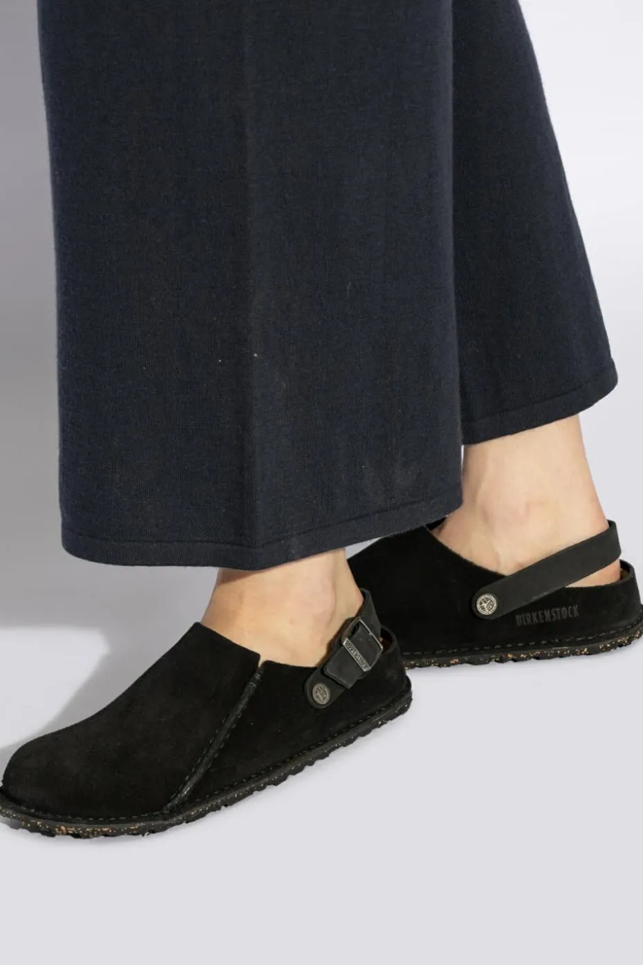 Birkenstock CZARNY Klapki `Lutry Premium Suede`