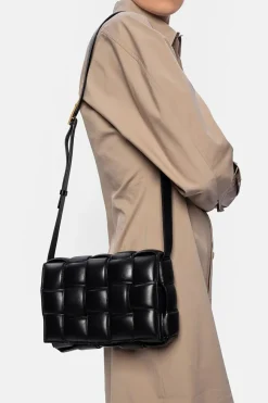 Bottega Veneta CZARNY Torba na ramię ‘Padded Cassette’