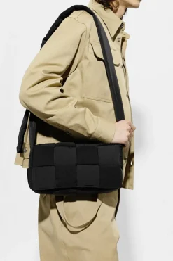 Bottega Veneta CZARNY Torba na ramię ‘Cassette Medium’