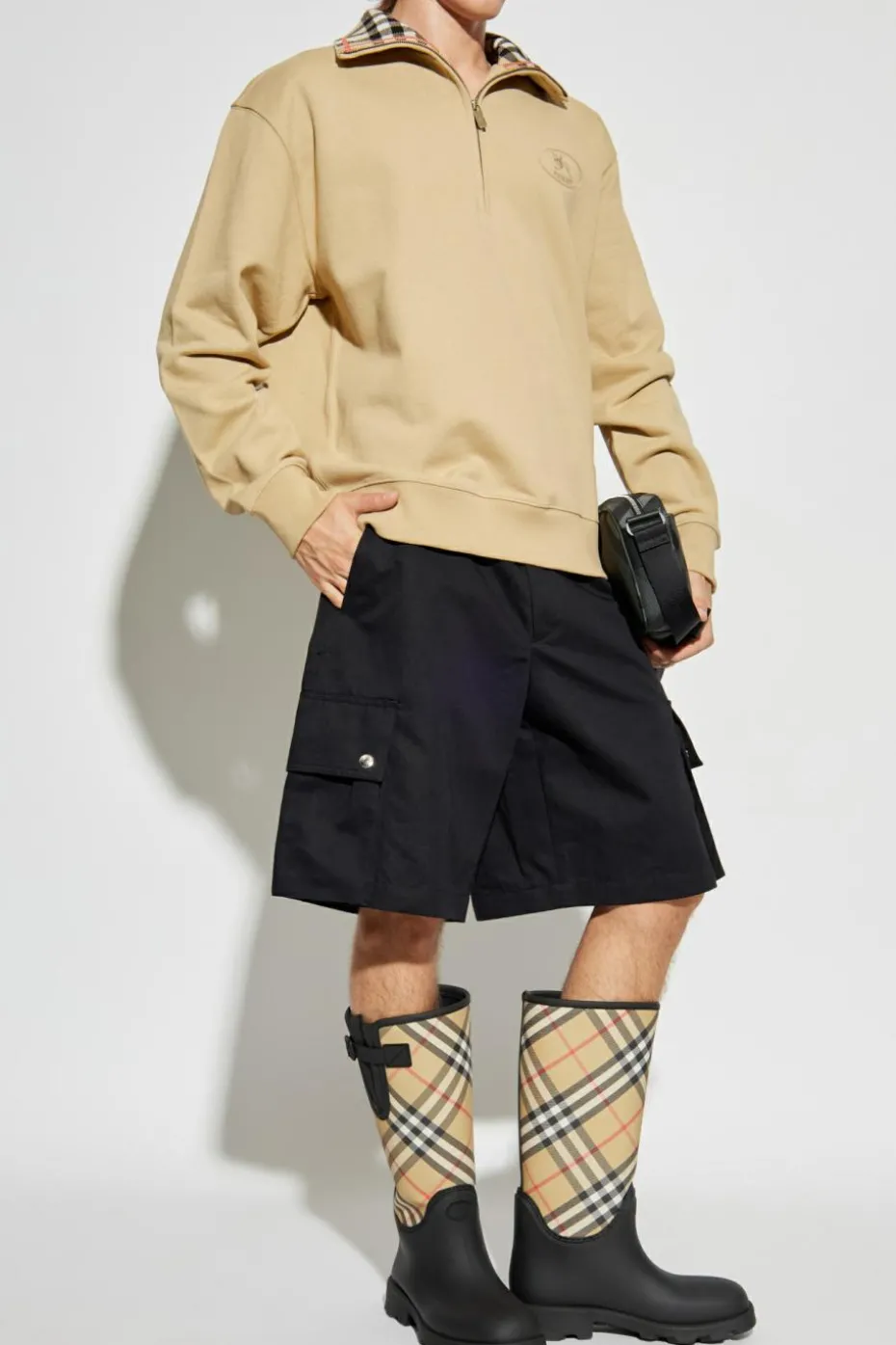 Burberry beżowy Bluza z wyszytym logo