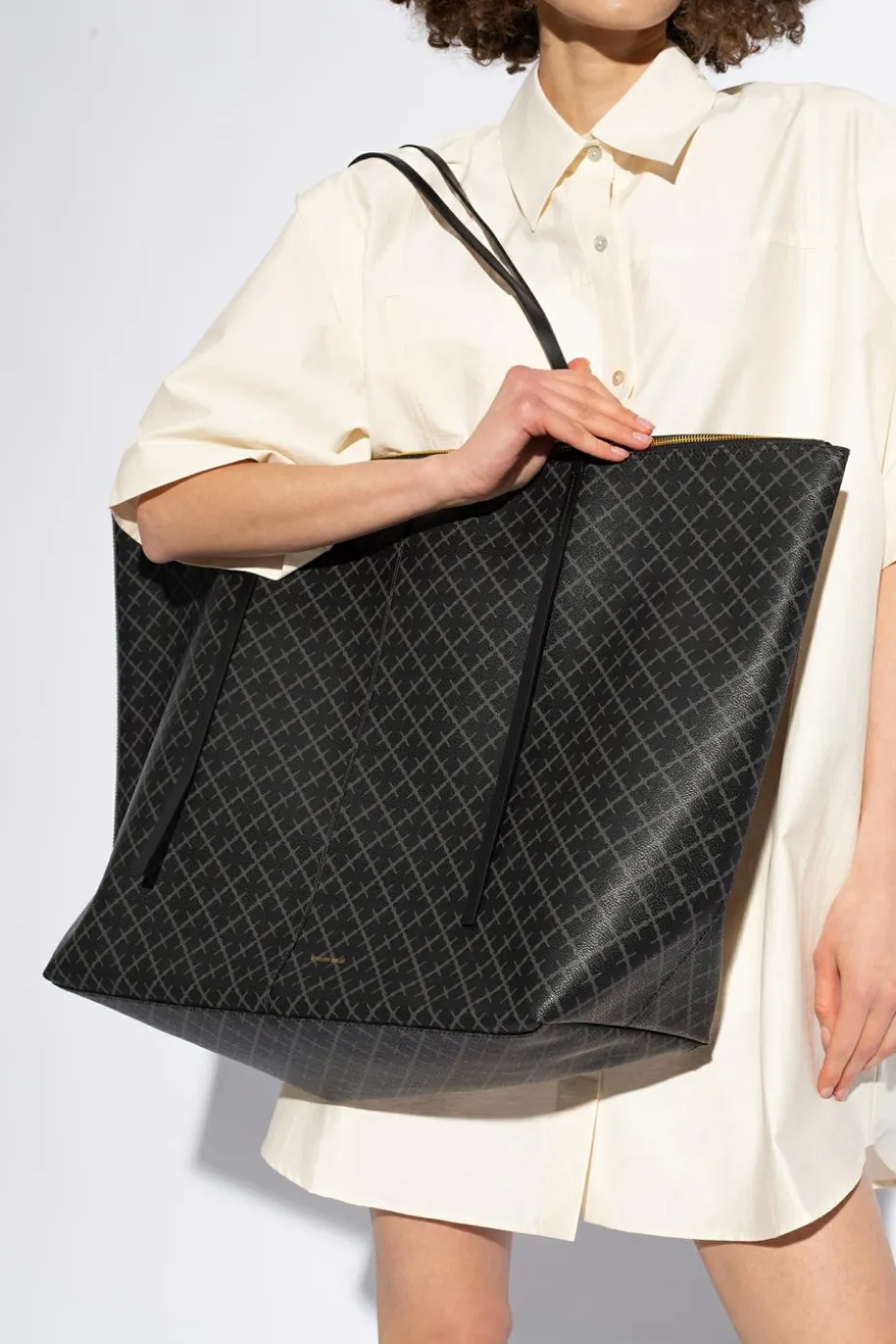 By Malene Birger CZARNY Torba ‘Leesa’ typu ‘shopper’