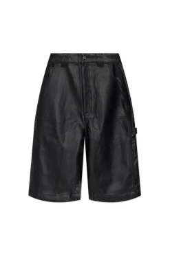 Carhartt WIP CZARNY Szorty z eco skóry