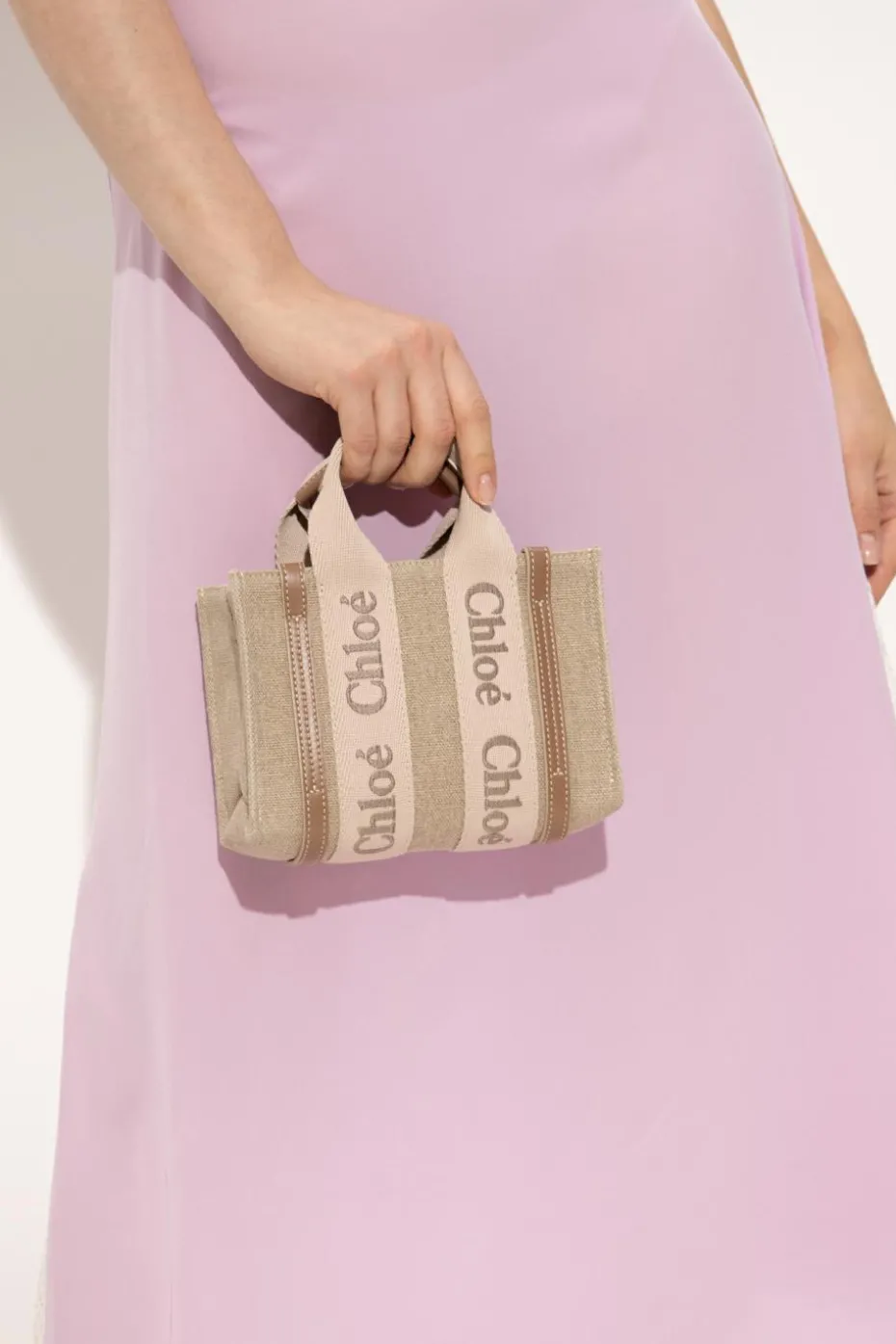 Chloé beżowy Torba na ramię `Woody Mini`