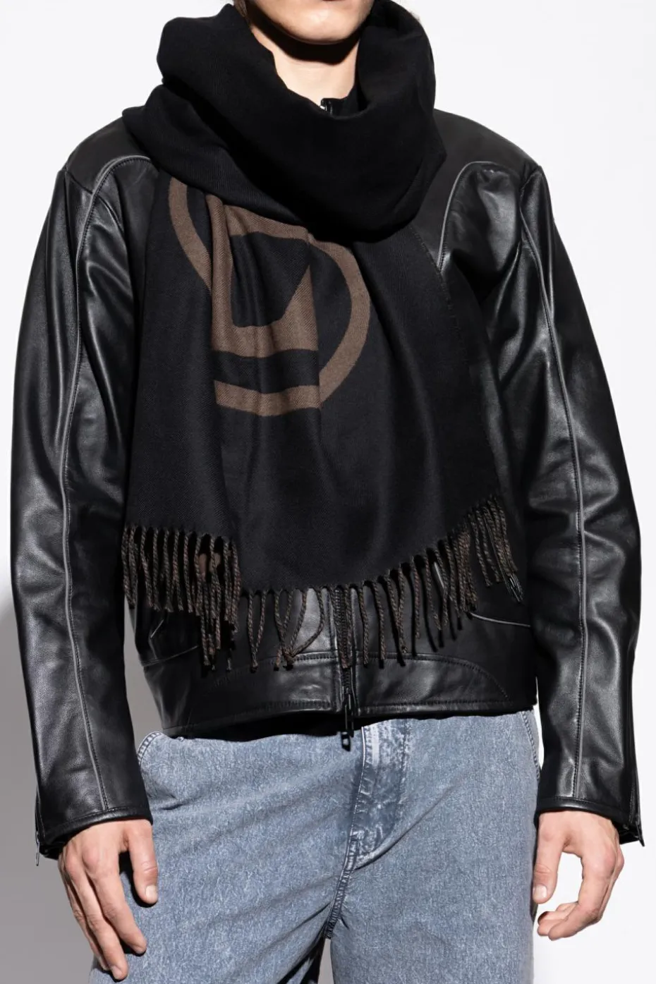 Diesel CZARNY Szal `S-TEVIE`
