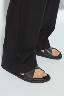 Dolce & Gabbana BRĄZOWY Skórzane klapki z logo