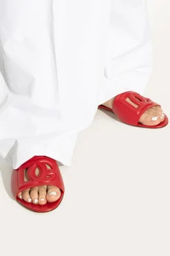 Dolce & Gabbana CZERWONY Klapki z logo
