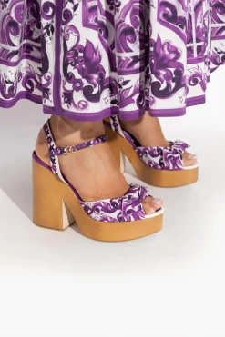 Dolce & Gabbana FIOLETOWY Sandały na platformie z nadrukiem `Majolica`