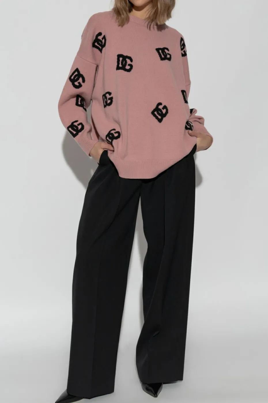 Dolce & Gabbana RÓŻOWY Sweter z monogramem