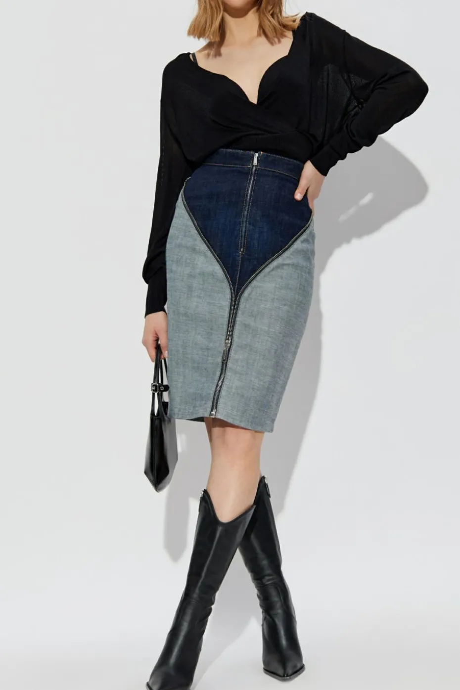 Dsquared2 CZARNY Pulower w dekoltem w serek