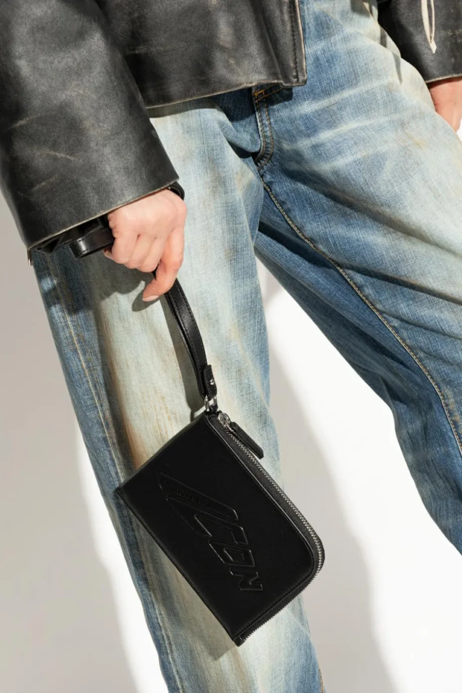 Dsquared2 CZARNY Saszetka na pasku
