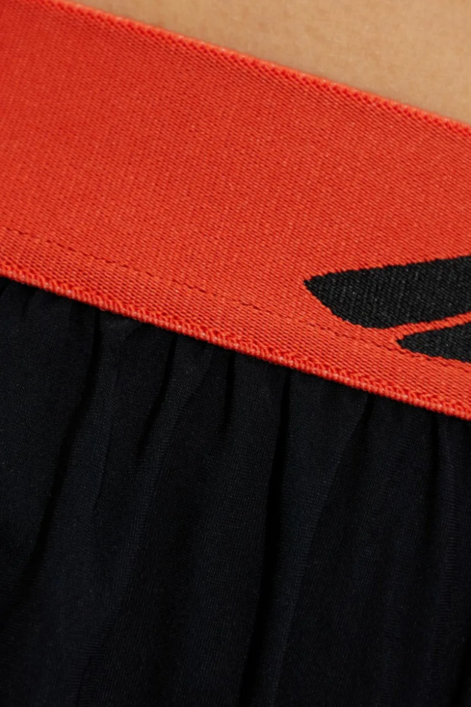 Dsquared2 CZARNY Szorty z logo