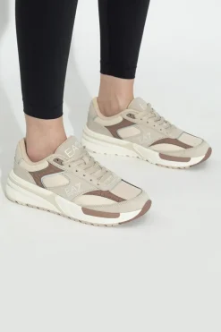 EA7 Emporio Armani beżowy Buty sportowe z logo