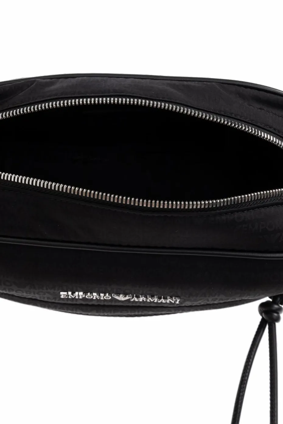 Emporio Armani CZARNY Kosmetyczka z logo