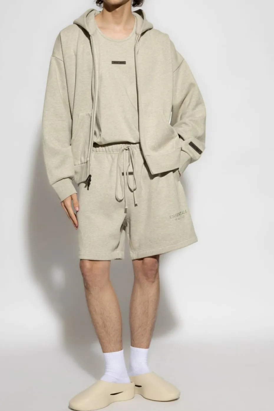 Fear Of God Essentials kremowy Bluza z logo