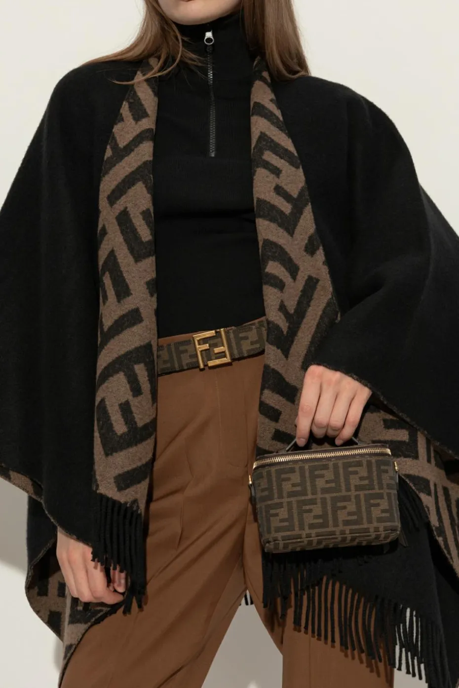 Fendi BRĄZOWY Kosmetyczka na pasku`Vanity`