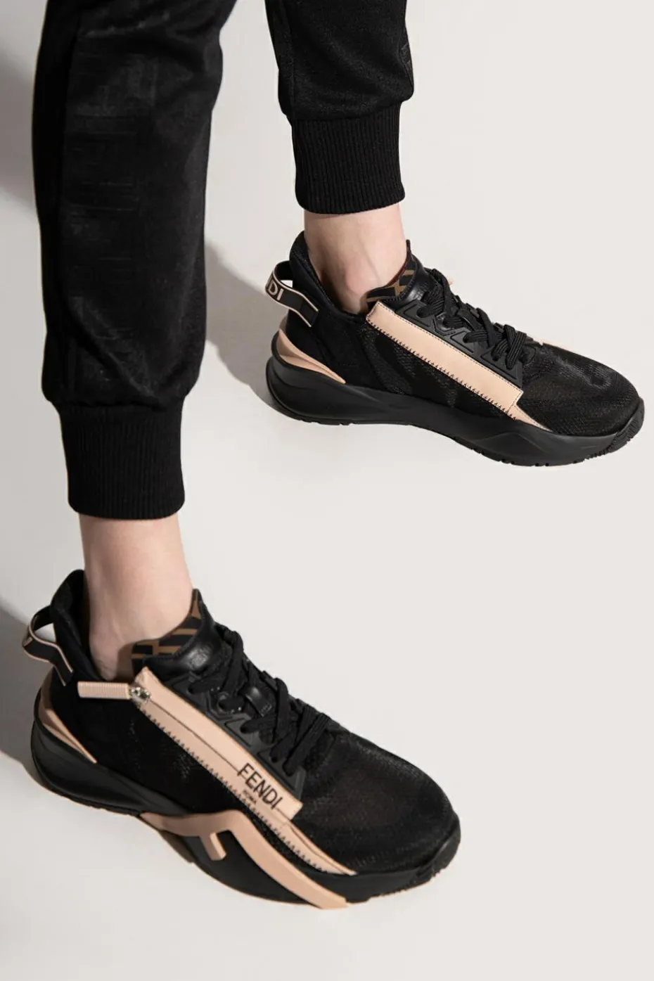 Fendi CZARNY Buty sportowe z logo