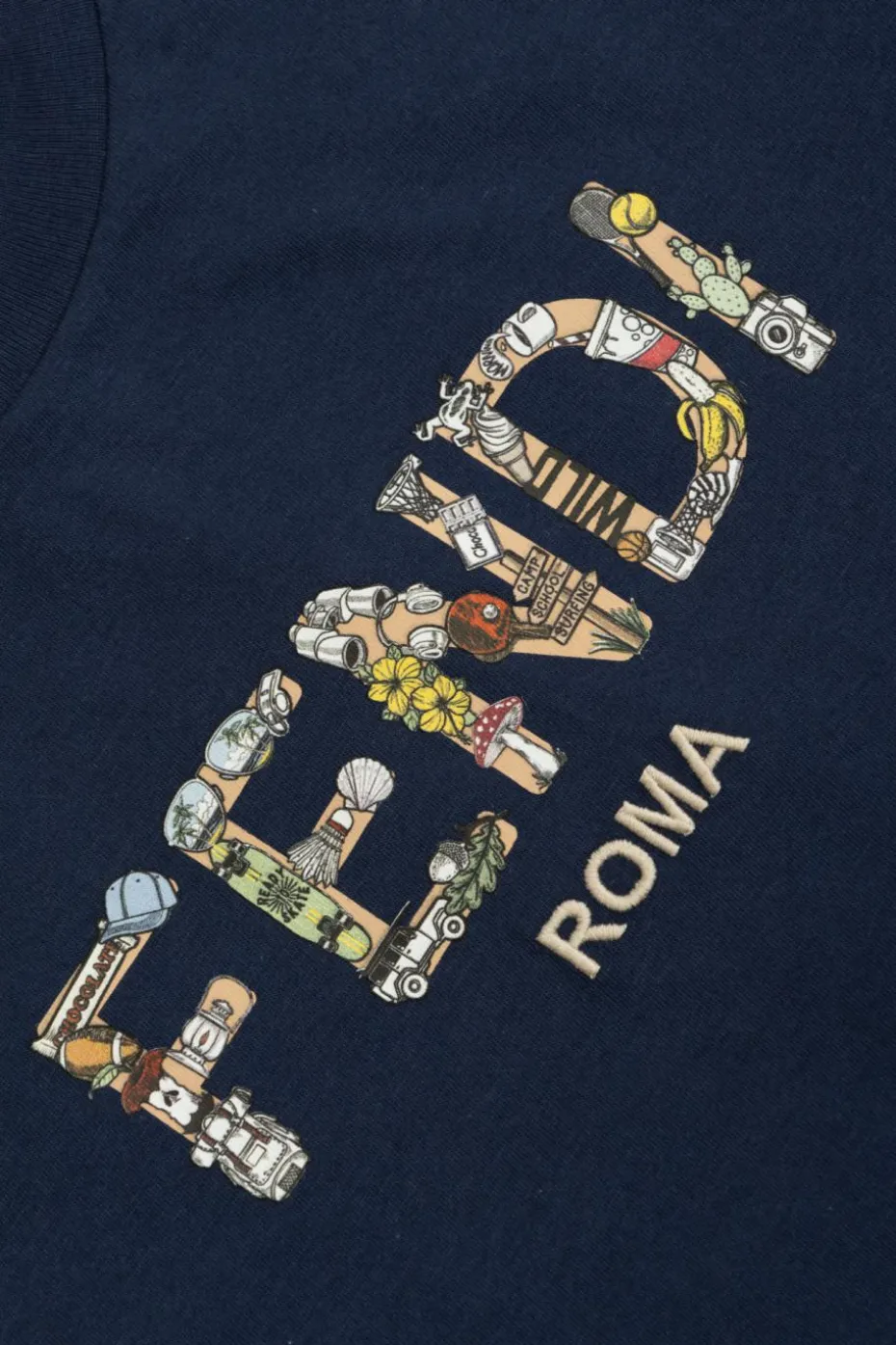 Fendi Kids GRANATOWY T-shirt z kolorowo nadrukowanym logo