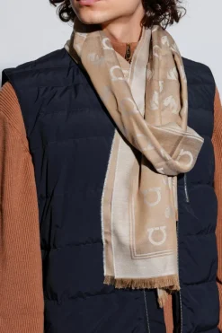 FERRAGAMO beżowy Szal z monogramem