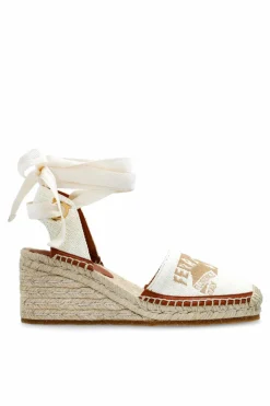 FERRAGAMO BIAŁY Buty `Zanta` na koturnie