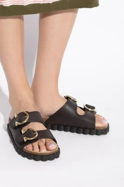 FERRAGAMO BRĄZOWY Klapki `Kapalua`