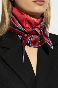 FERRAGAMO CZERWONY Trójkątny szal z nadrukiem