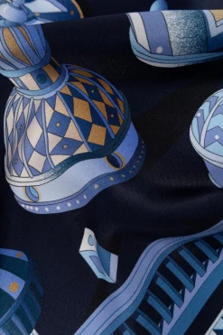 FERRAGAMO GRANATOWY Jedwabna chusta z nadrukiem