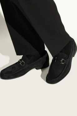 FERRAGAMO GRANATOWY Zamszowe buty `Grandioso`