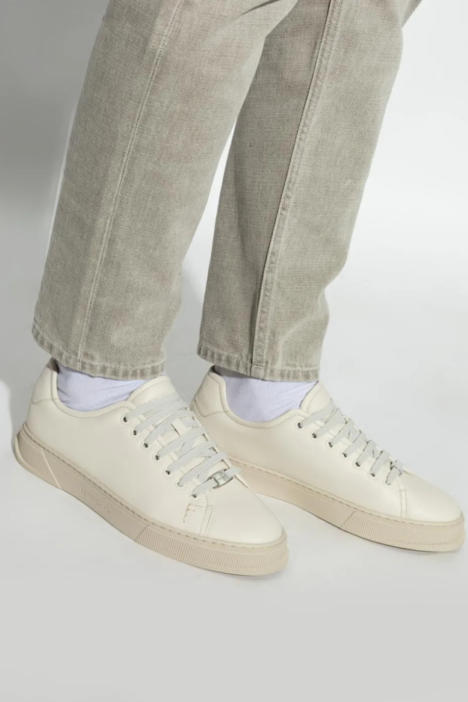 FERRAGAMO kremowy Buty sportowe `Bruce`