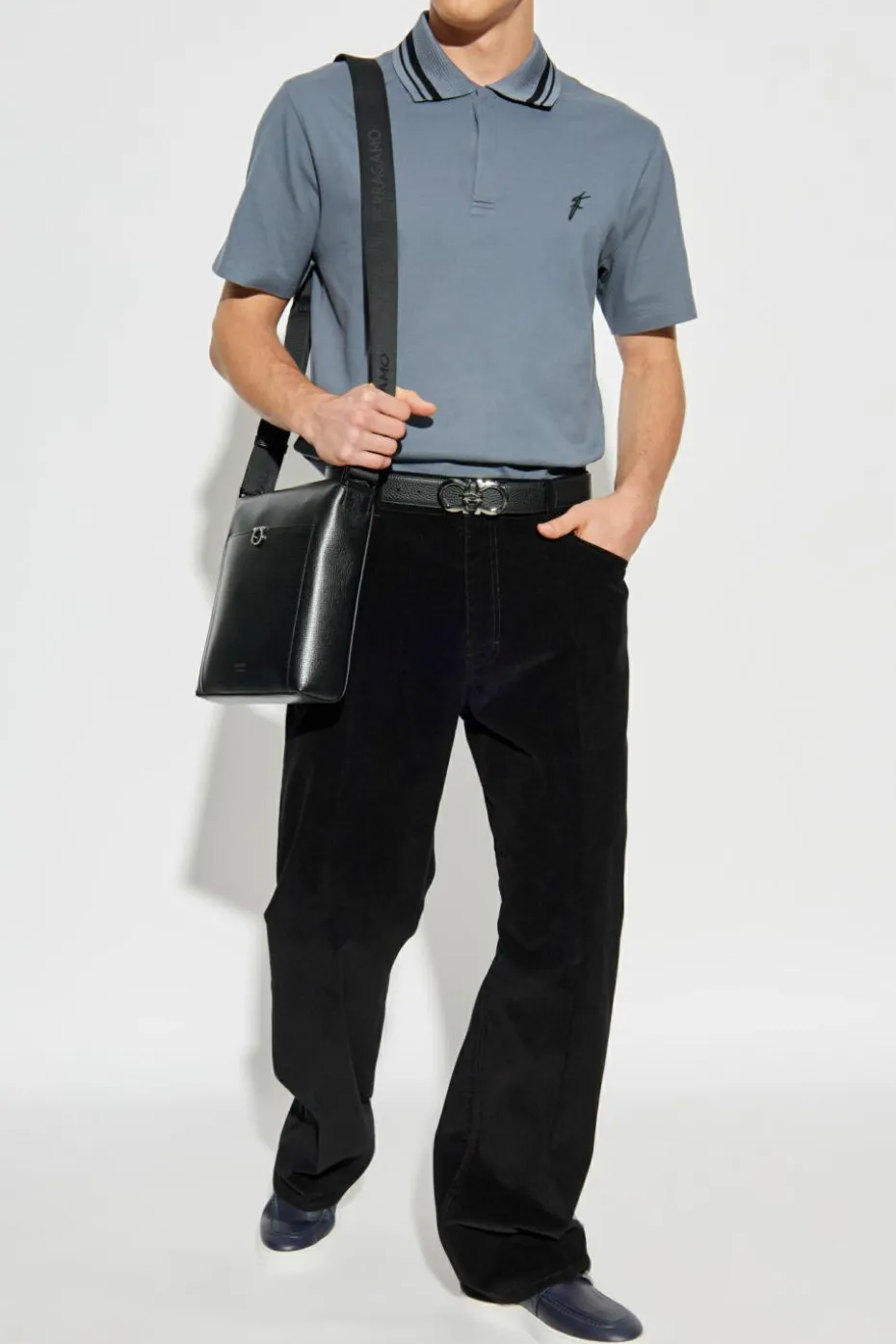FERRAGAMO SZARY Polo z wyszytym logo