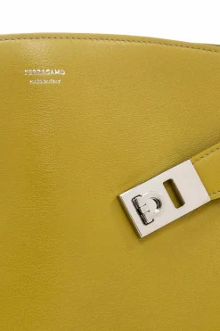 FERRAGAMO ZIELONY Torba na ramię `Hug`