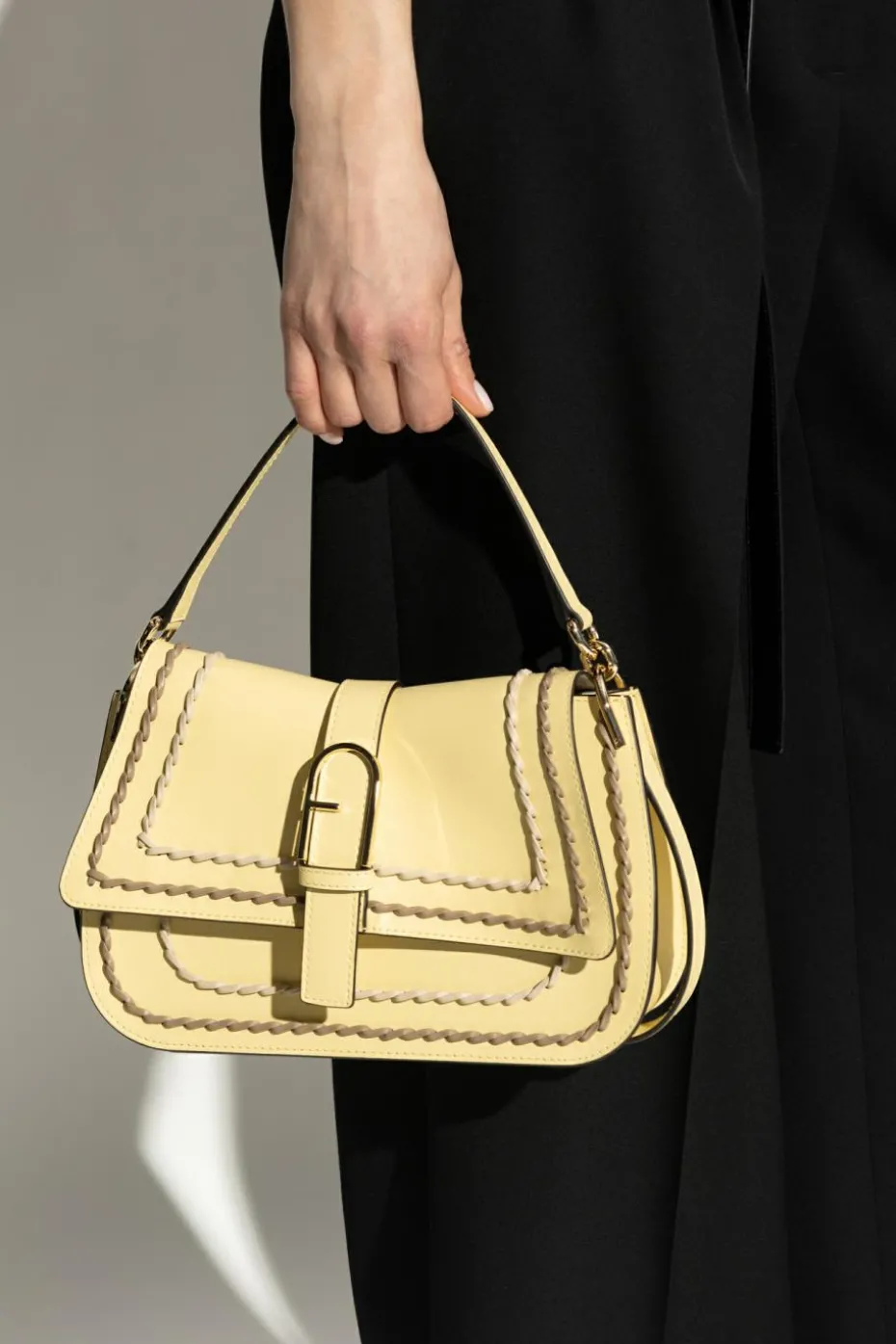 Furla ŻÓŁTY Torba na ramię `Flow Medium`