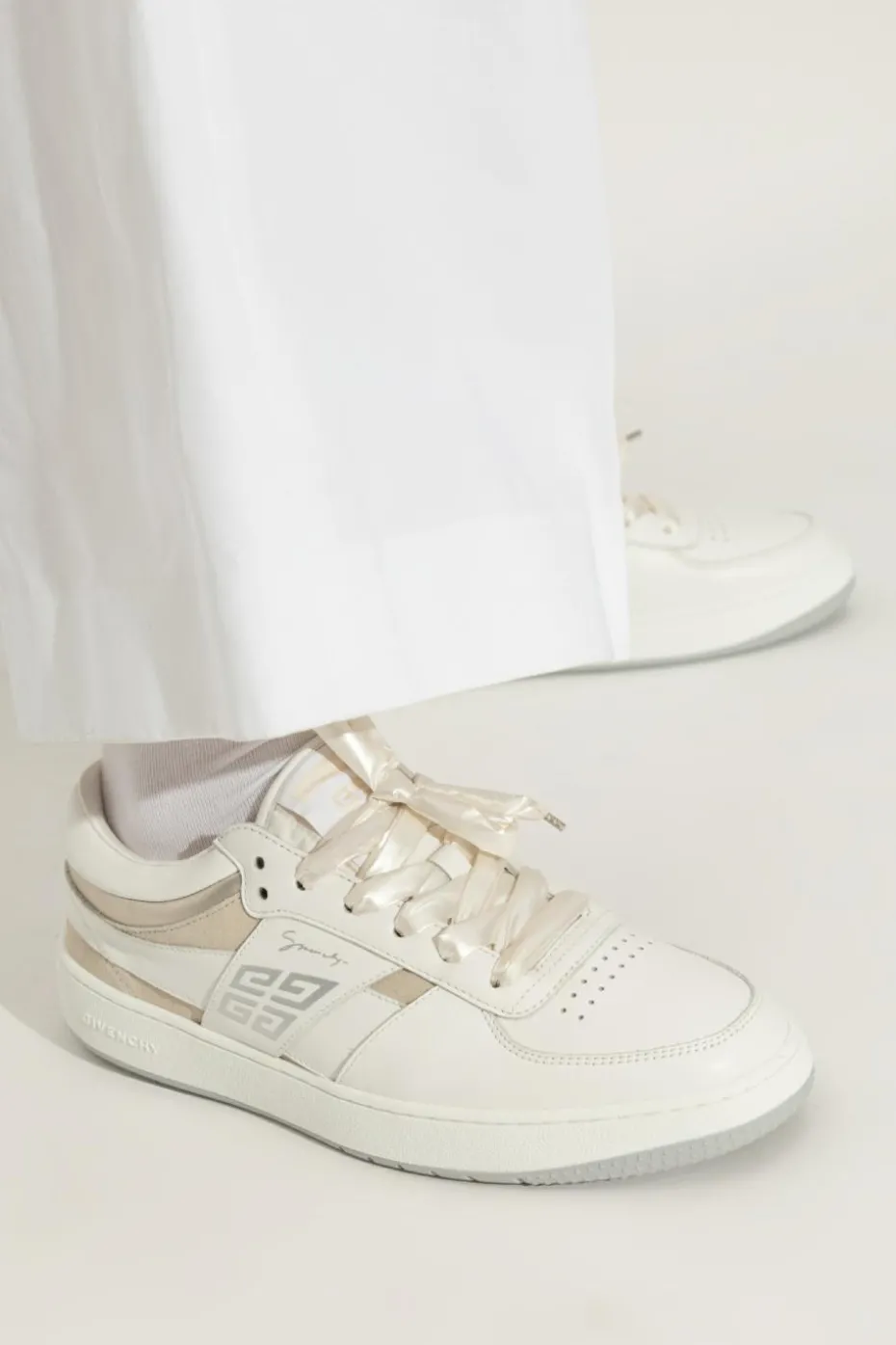 Givenchy BIAŁY Buty sportowe z logo