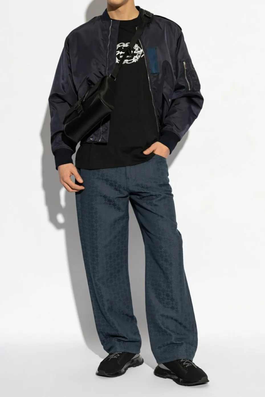 Givenchy GRANATOWY Jeansy z monogramem