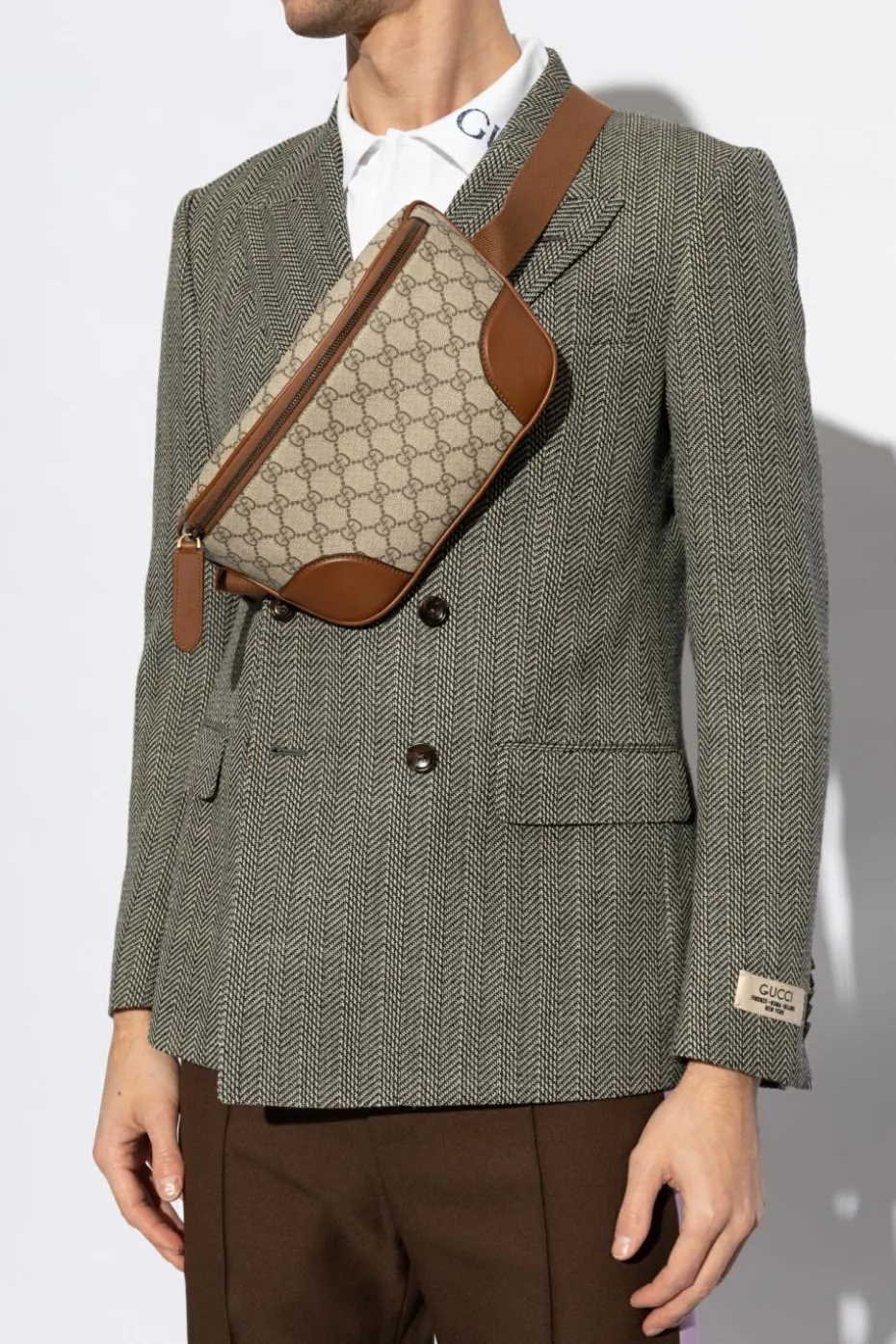 Gucci beżowy Torba na pas "GG Emblem Medium`