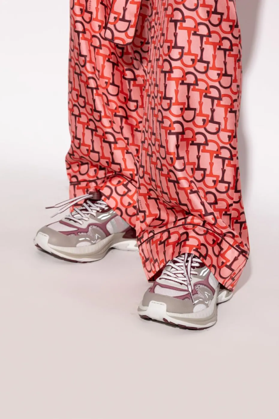 Gucci MULTIKOLOR Buty sportowe `Gucci 2.0`