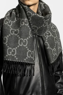 Gucci SZARY Wełniany szal z logo