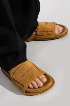 Jacquemus BRĄZOWY Skórzane klapki