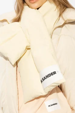 JIL SANDER+ ŻÓŁTY Puchowy szal z logo