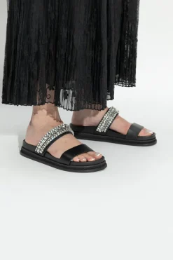 Jimmy Choo CZARNY Klapki `Jodi`